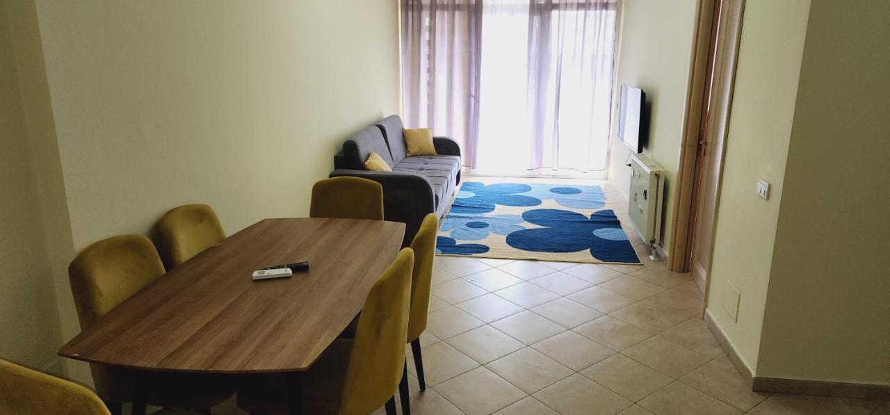 Pleasant Apartment With Free Dedicated Parking In Komuna E Parisit Тирана Экстерьер фото