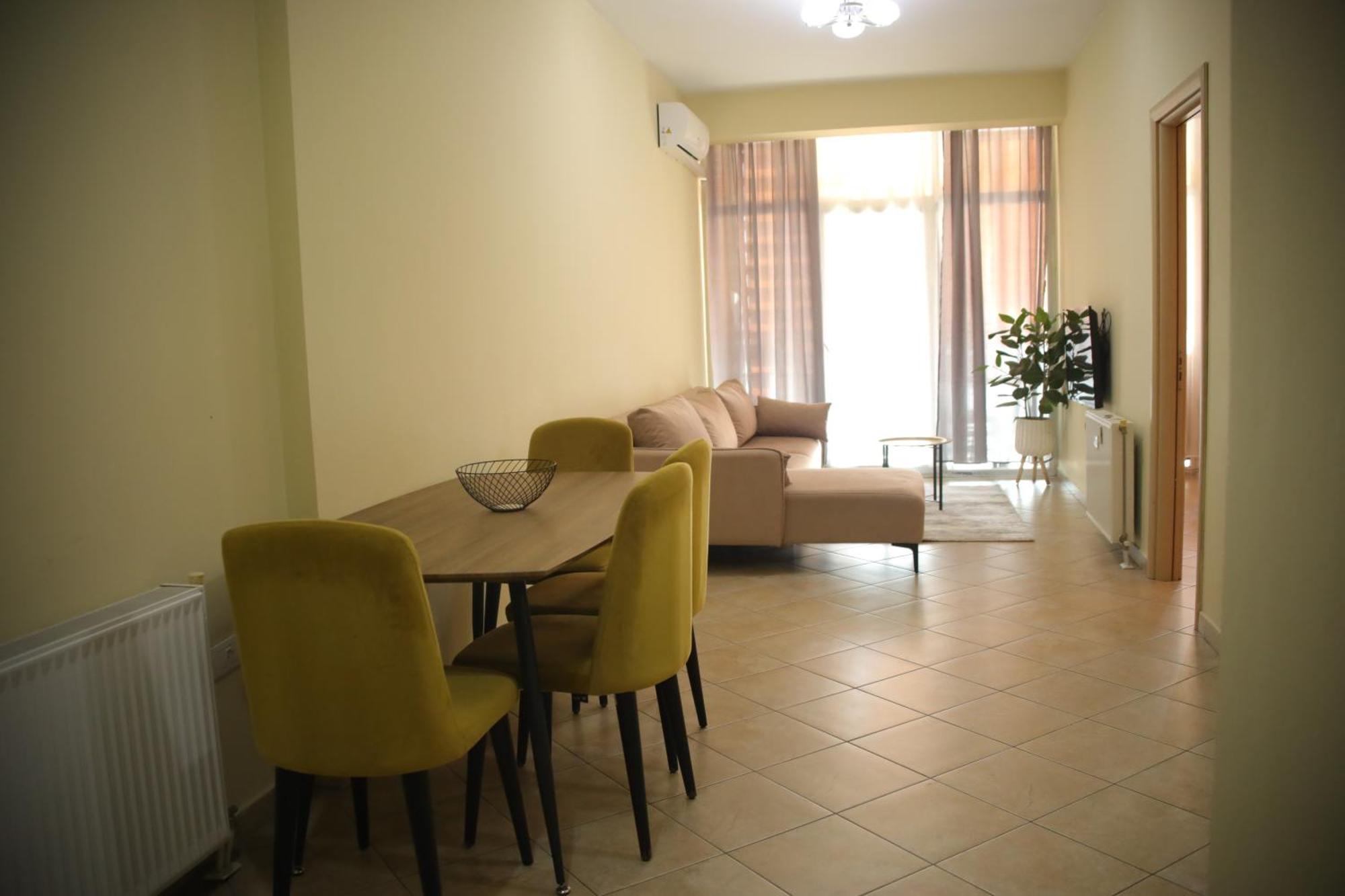 Pleasant Apartment With Free Dedicated Parking In Komuna E Parisit Тирана Экстерьер фото